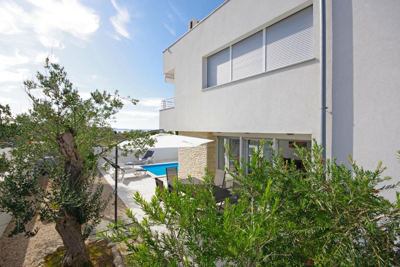Apartment Laura Privlaka  Bagian luar foto