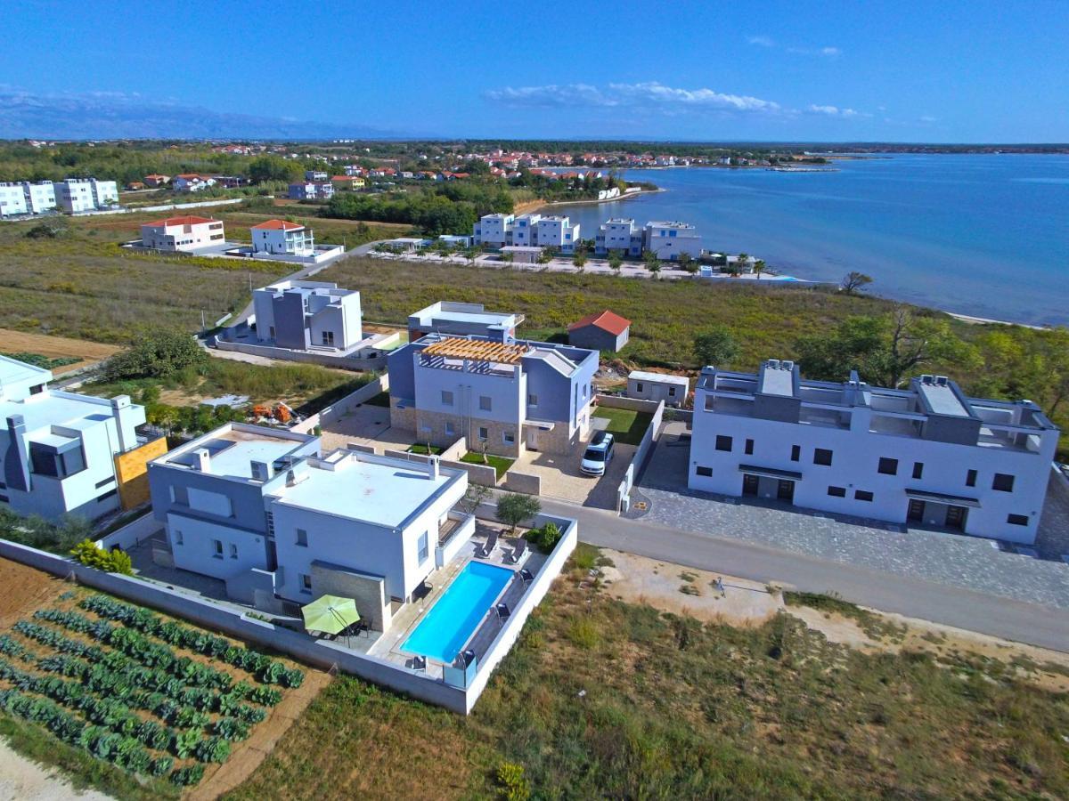 Apartment Laura Privlaka  Bagian luar foto