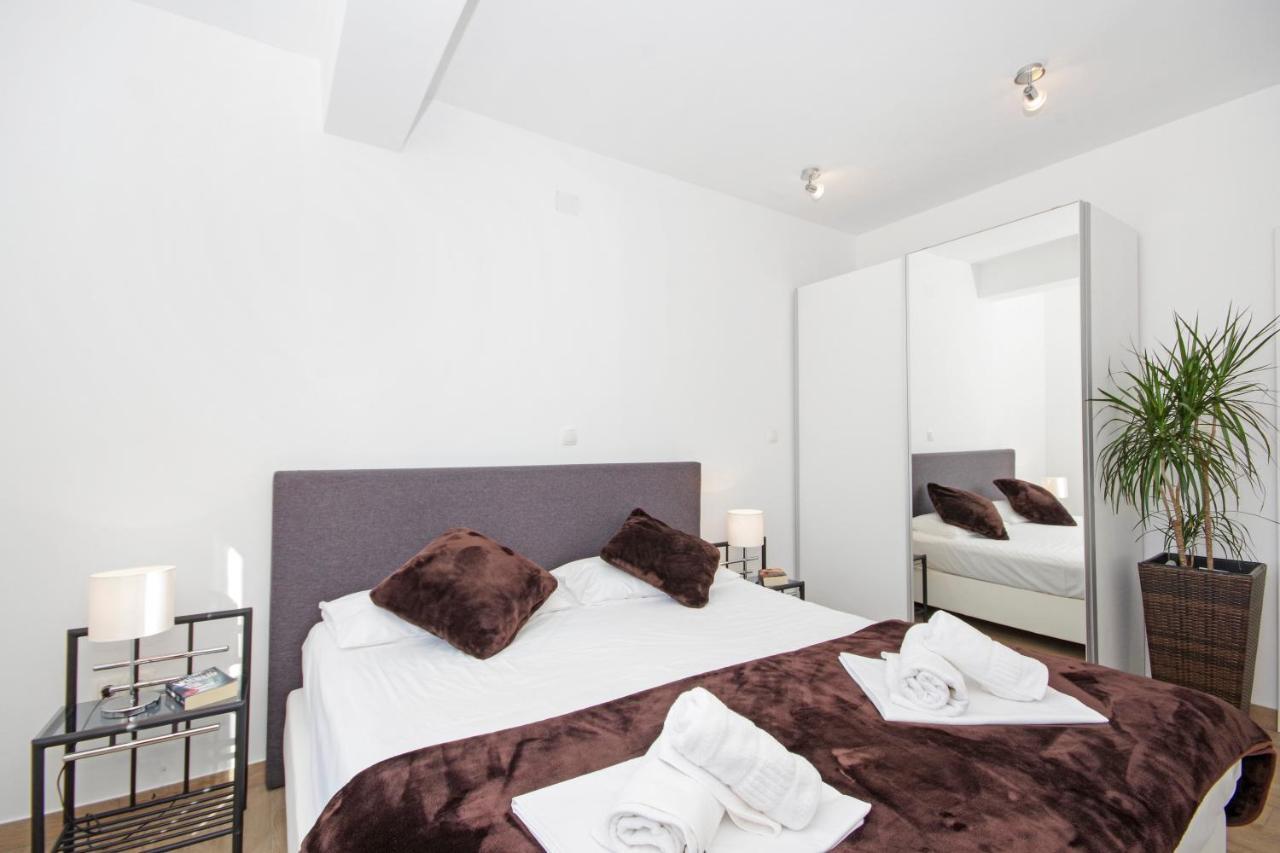 Apartment Laura Privlaka  Bagian luar foto