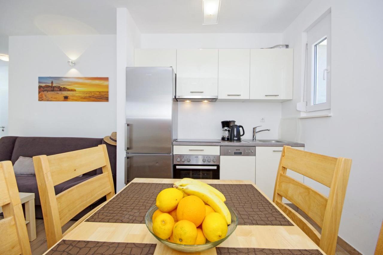Apartment Laura Privlaka  Bagian luar foto