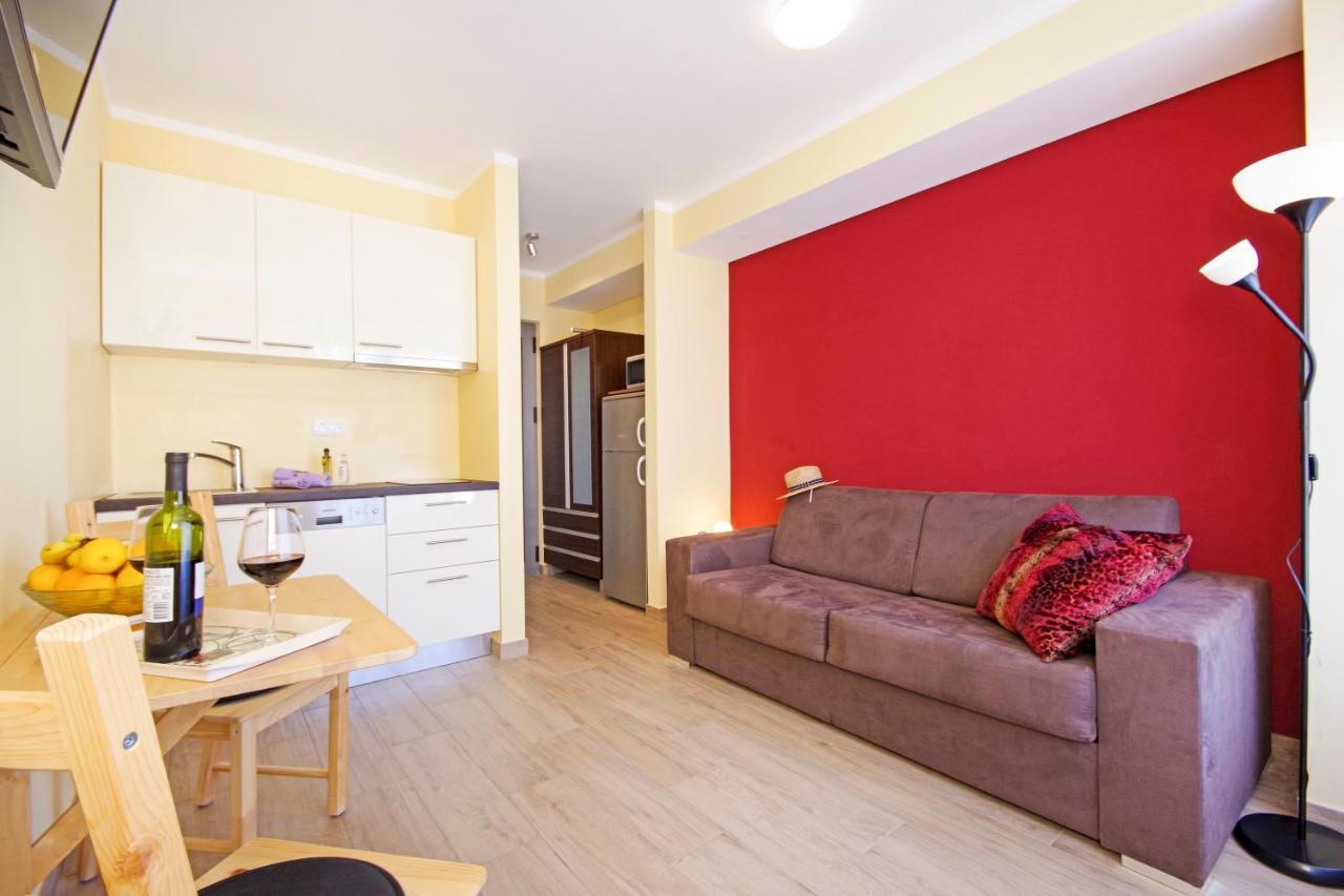 Apartment Laura Privlaka  Bagian luar foto