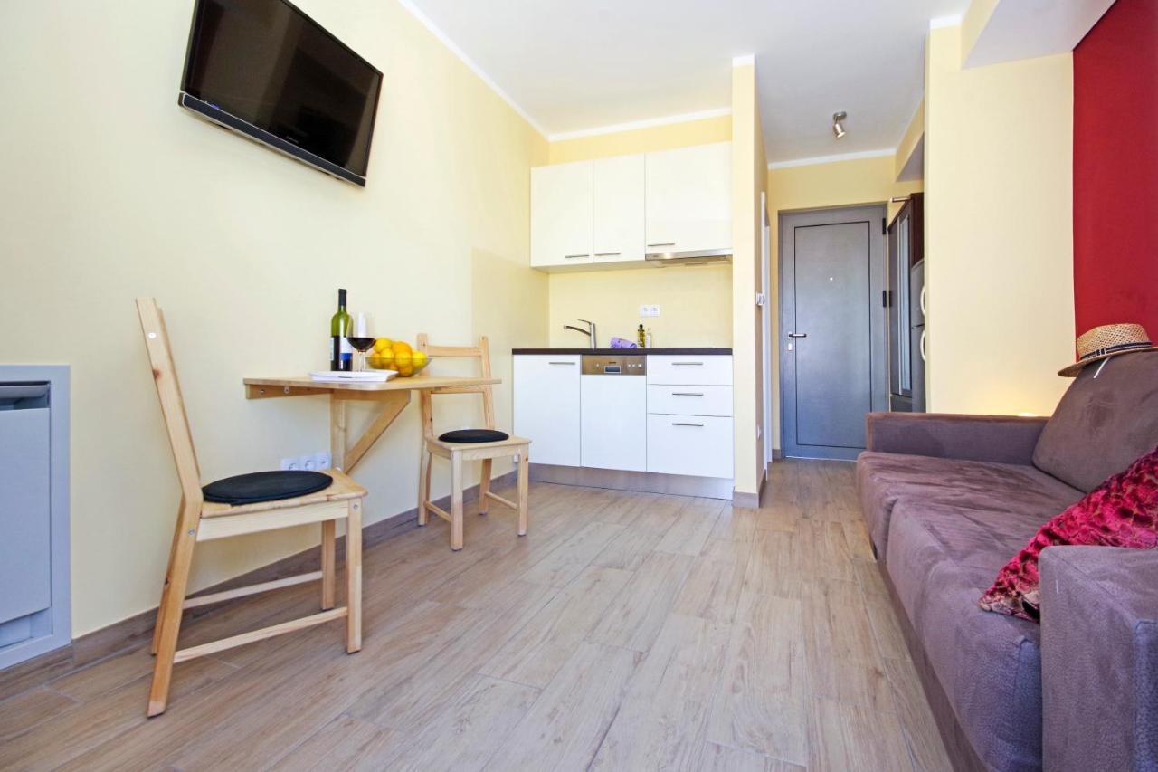 Apartment Laura Privlaka  Bagian luar foto