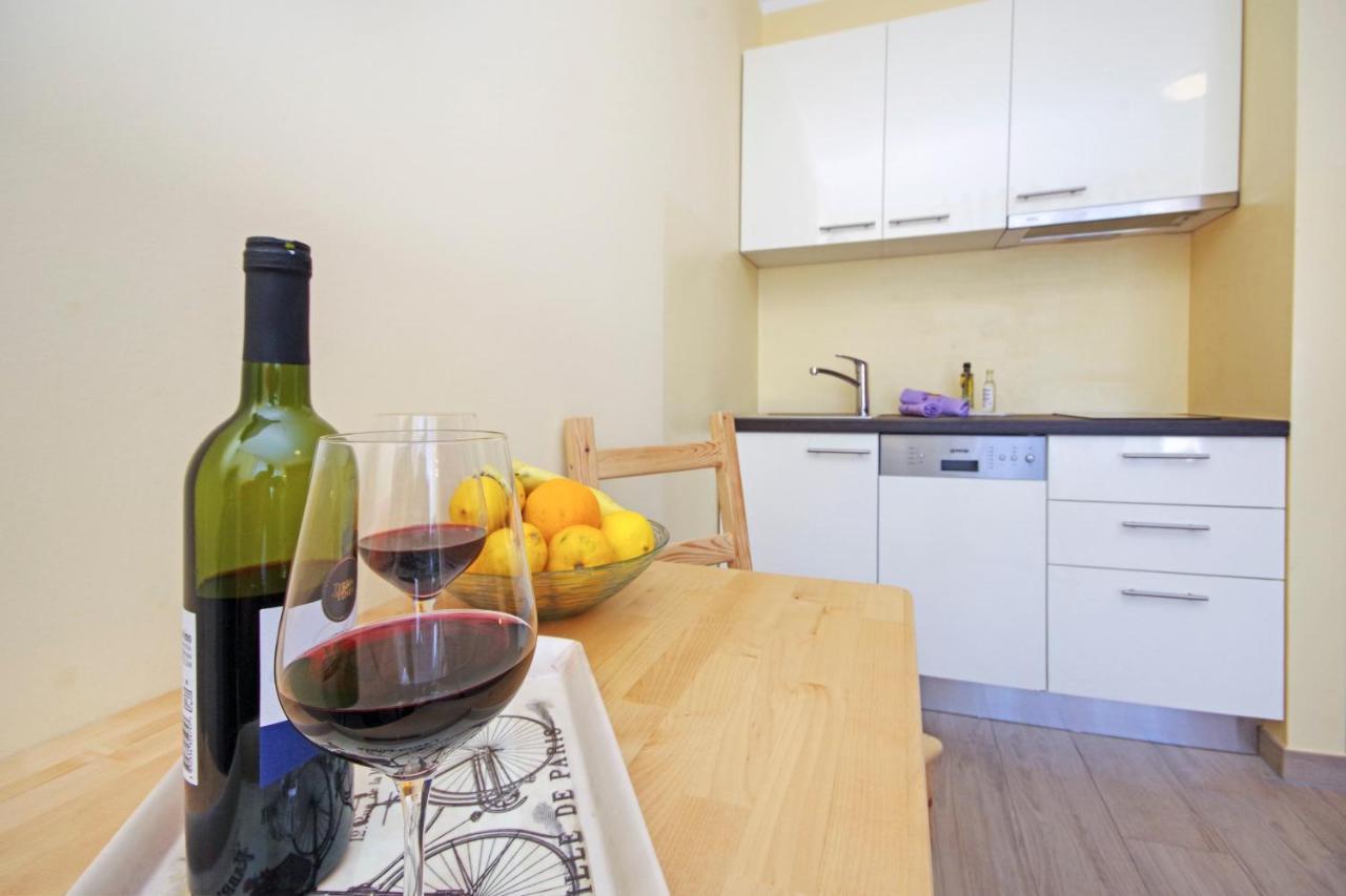 Apartment Laura Privlaka  Bagian luar foto