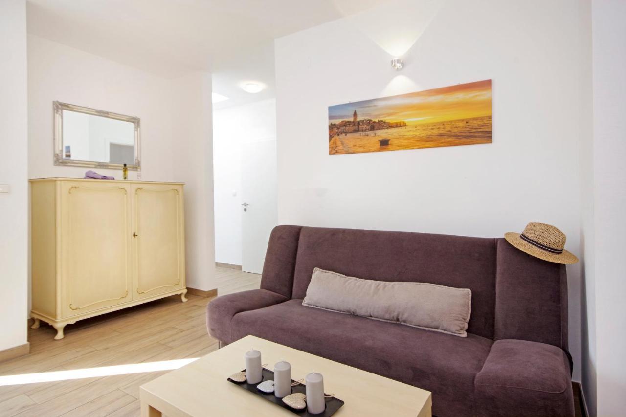 Apartment Laura Privlaka  Bagian luar foto